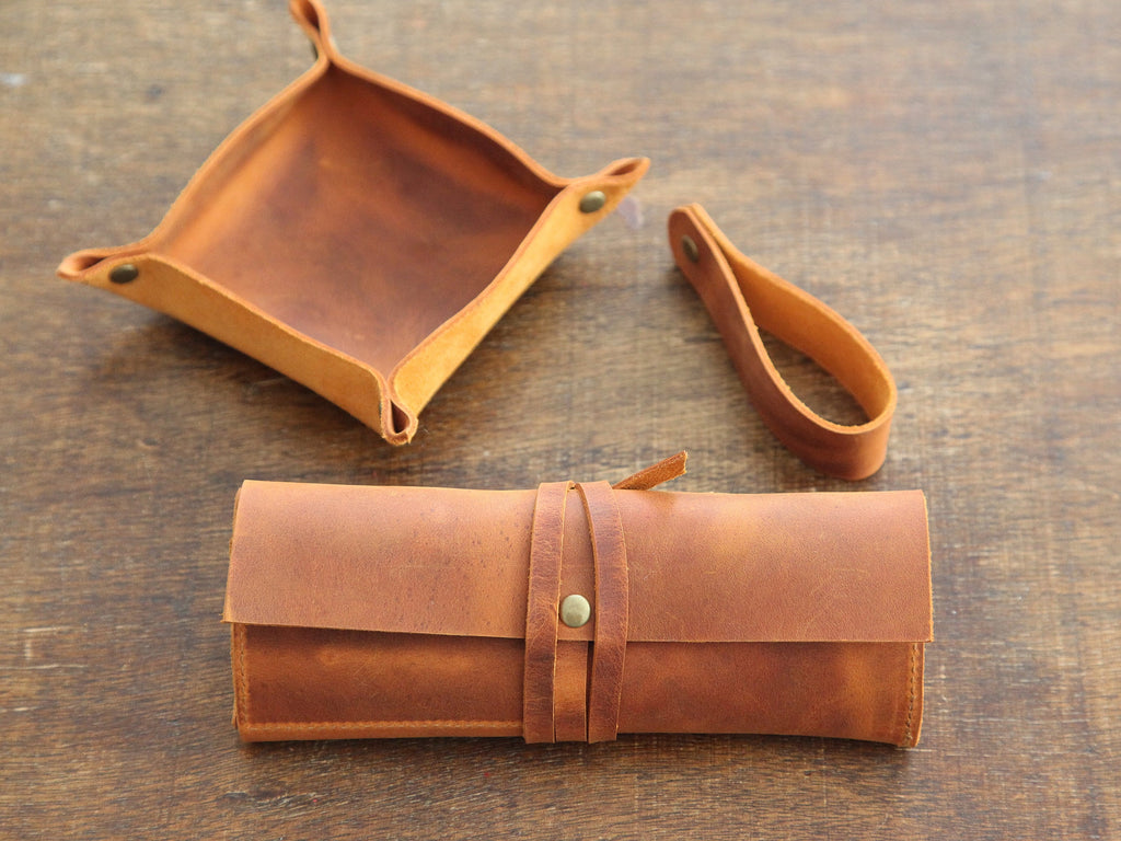 Leather Mini Pipe Pouch, Leather Pipe Rollup Bag for 1-Pipe, Handmade Pocketsize Pipe Roll, Camel