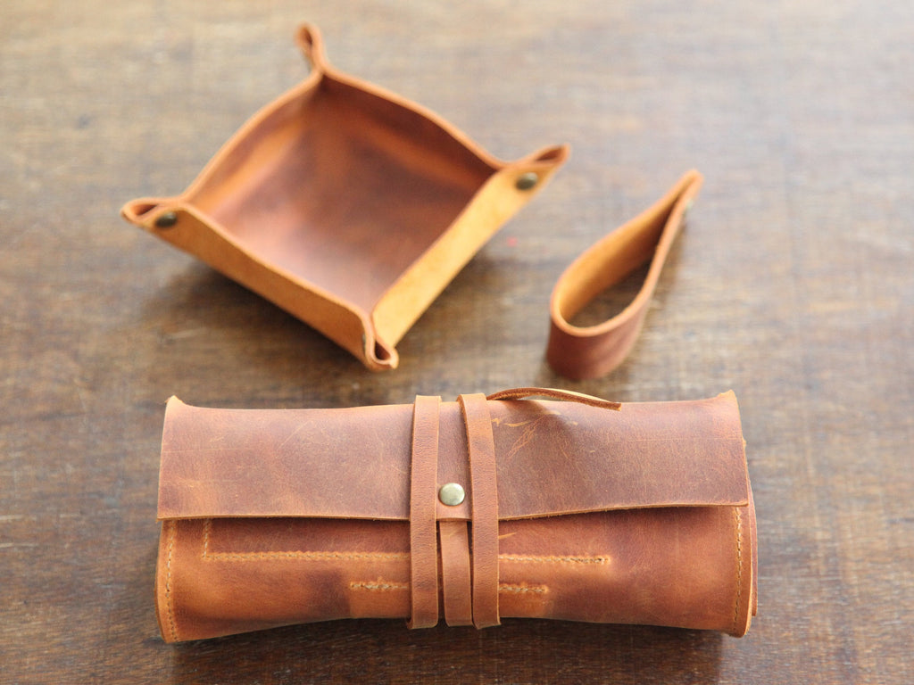 Leather Pipe Pouch for 3-Pipes, Handmade 3-Pipe Rollup Bag, The Pipe Bag, Camel