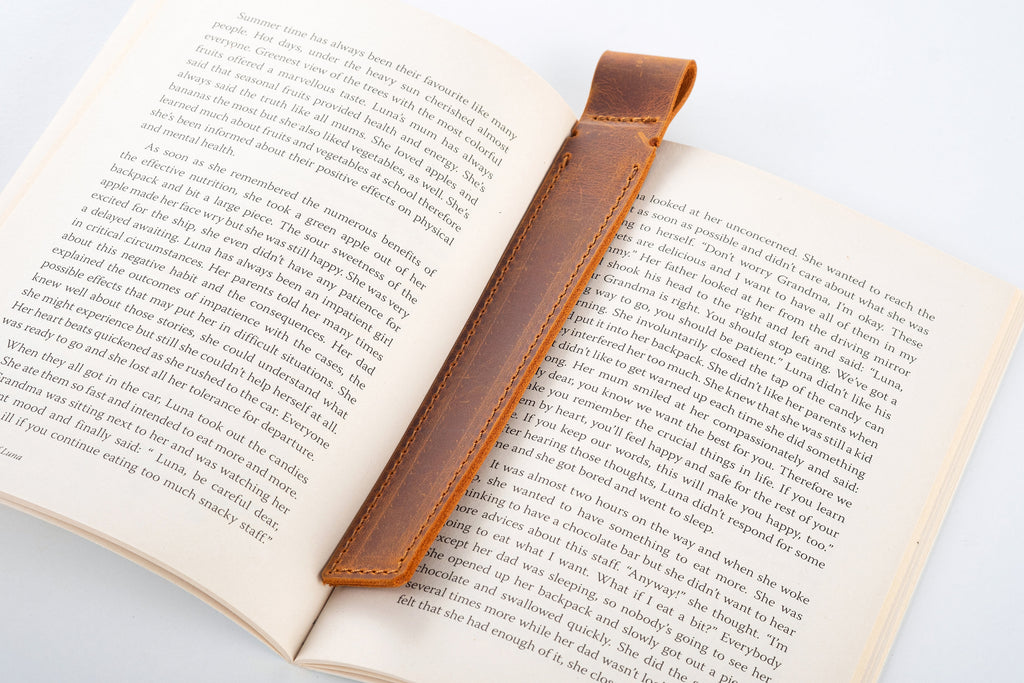 Leather Bookmark, Handmade Custom Bookmark, Personalised Leather Bookmark, Boyfriend Gift, Girlfriend Gift, Fathers Day Gift, Readers Gift