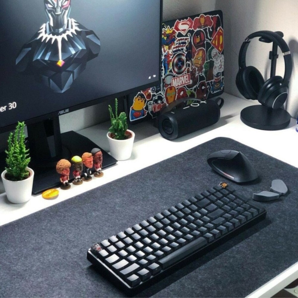 Felt Desk Mat, Personalized Gamers Desk Mat, 100% Polyester felt, Mouse Pad, Large Desk Pad, Home Office, Desk Accessories, Christmas Gift