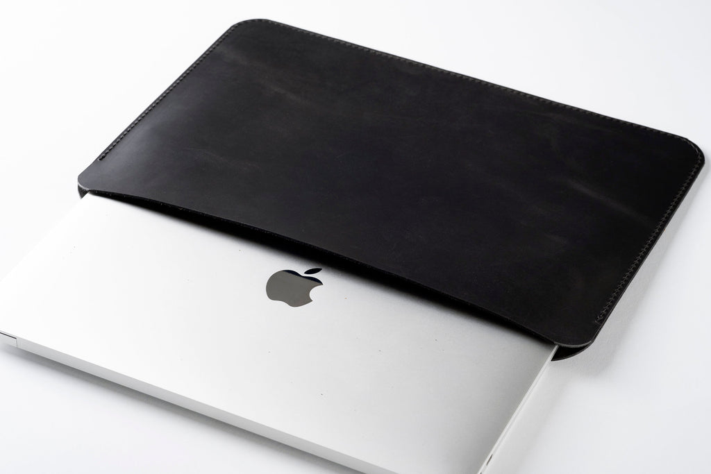 Handmade Leather MacBook Pro Sleeve: Cowhide 14 & 16 inch Laptop Case