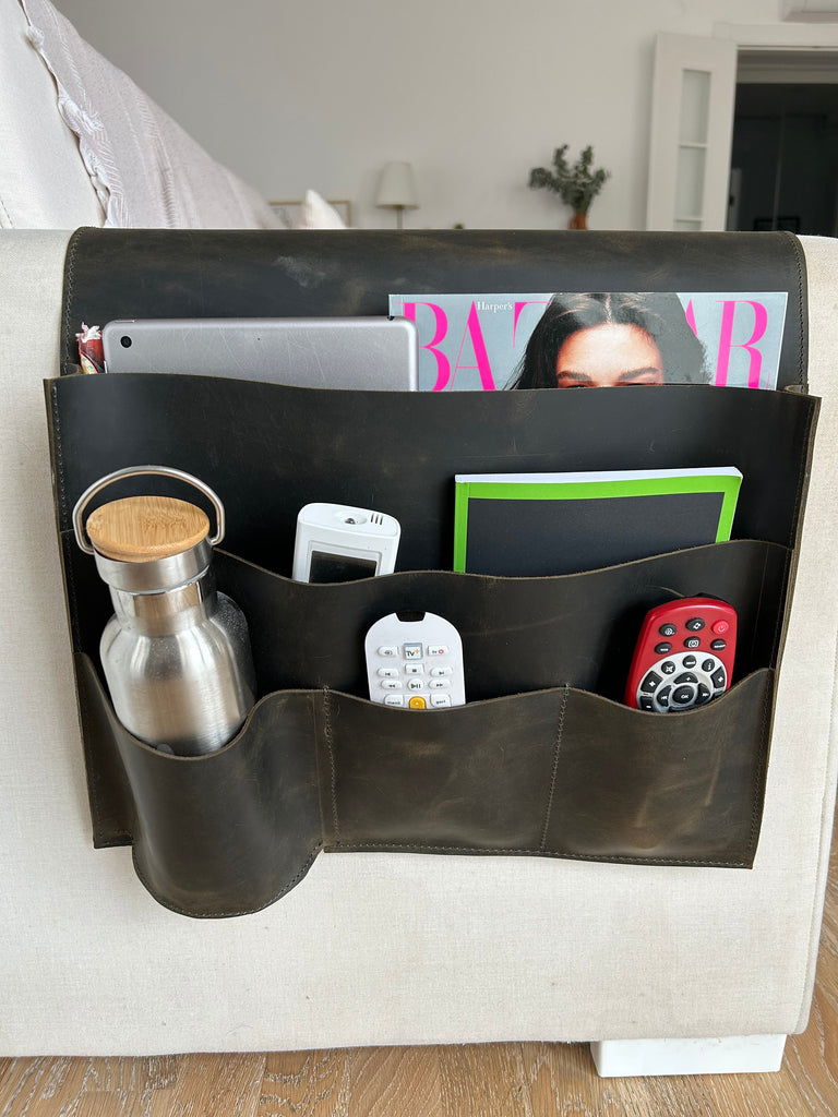 Leather Sofa Armrest Organizer, Handmade Couch & Sofa Caddy with 5 Pockets for Phone, Book, Magazines, Tablet, Remote Controls
