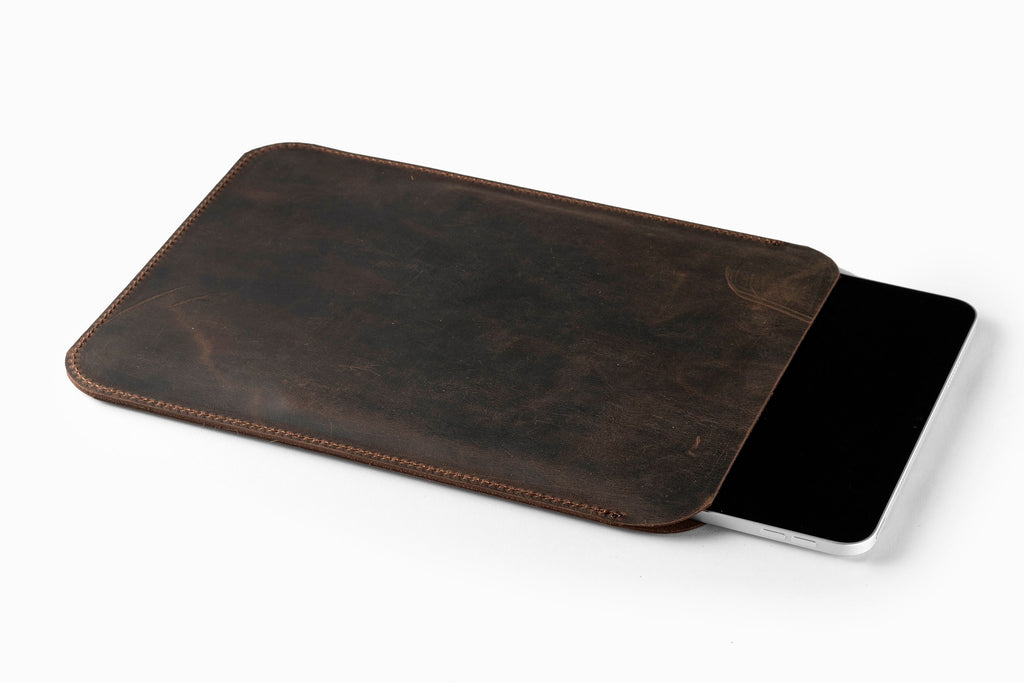 Handmade Leather iPad Sleeve: Felt Lined Cowhide Case