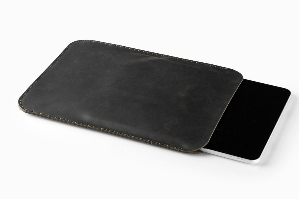 Handmade Leather iPad Sleeve: Felt Lined Cowhide Case