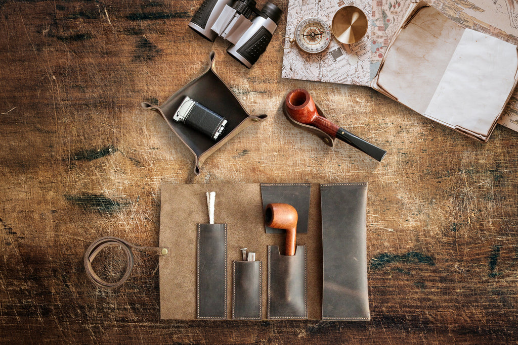 Chestnut Leather Mini Pipe Pouch: Handmade Pocketsize Pipe Bag for 1-Pipe