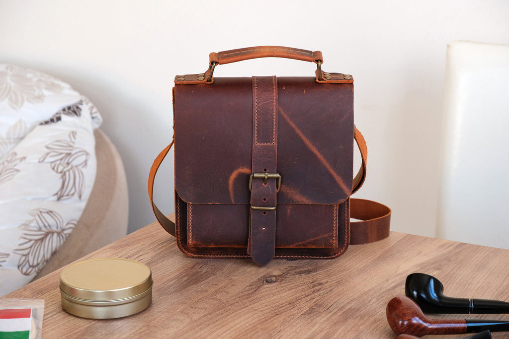 Leather 4-Pipe Messenger Bag, Handmade Shoulder Pipe Tobacco Bag, Crossbody Bag for 4-Pipes