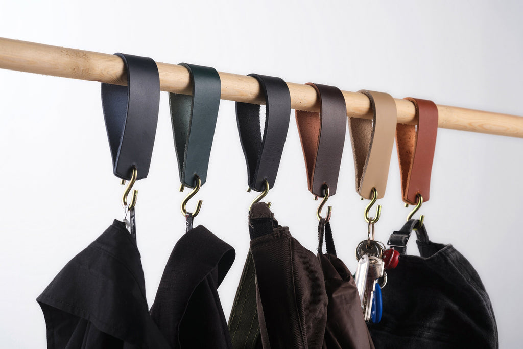 Premium Leather Wardrobe Rail Hook: Handmade Luxury 2.4 mm Vegetable Tanned Coat Hangers