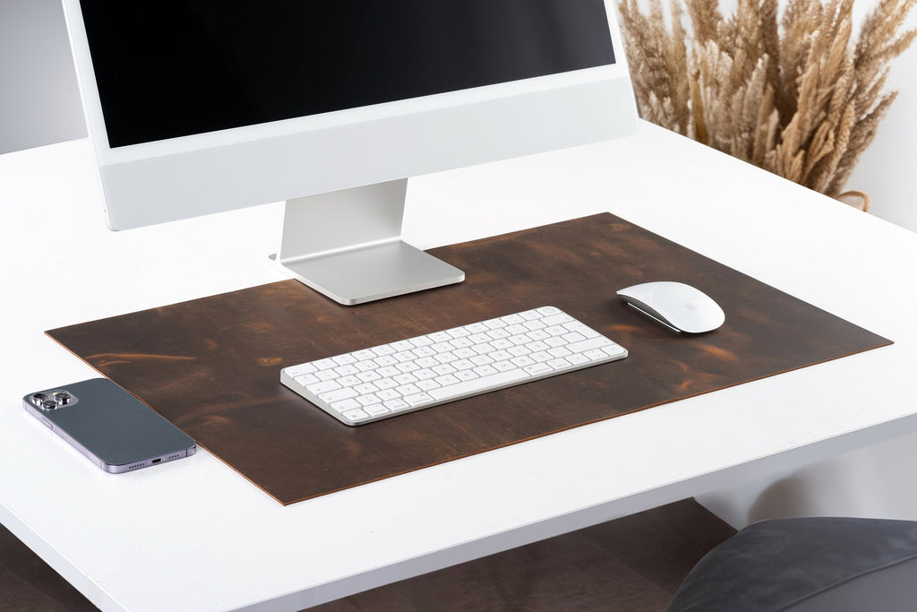 Crazy Horse Leather Desk Mat: Handmade 1.5 mm Distressed Desk Blotters
