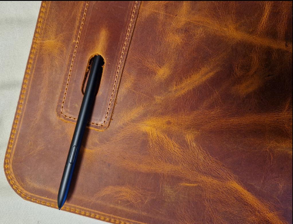 Handmade Leather iPad Sleeve: Full Grain Cowhide Case
