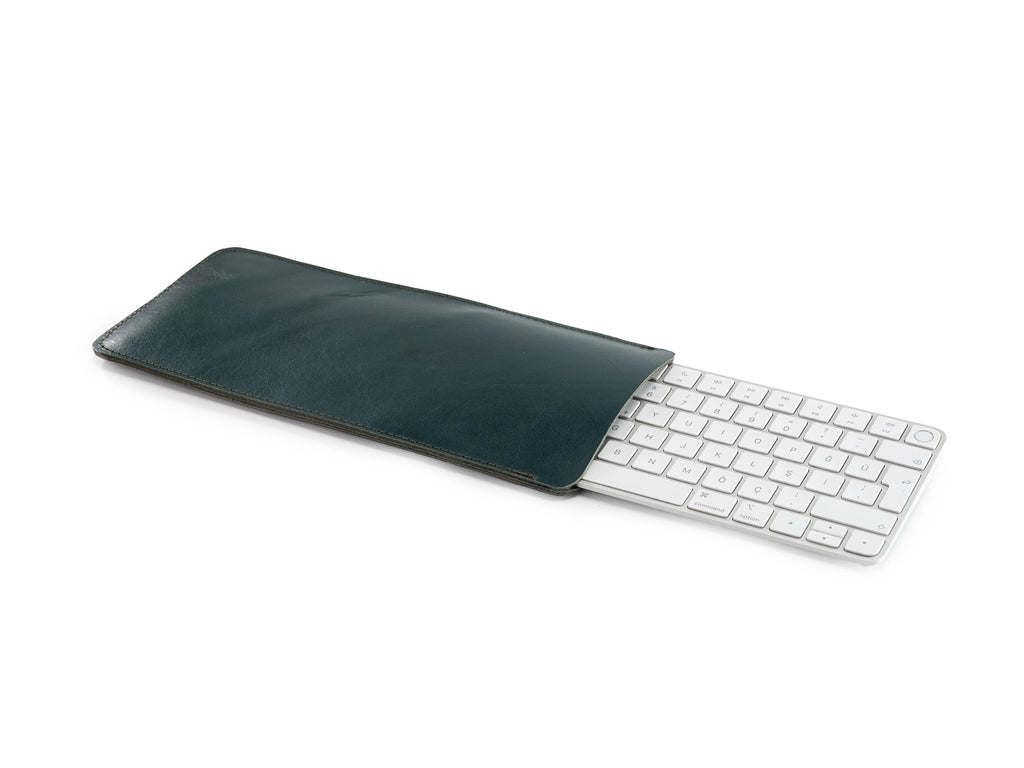 Handmade Vegetable Tanned Leather Keyboard Sleeve: Luxury Cover