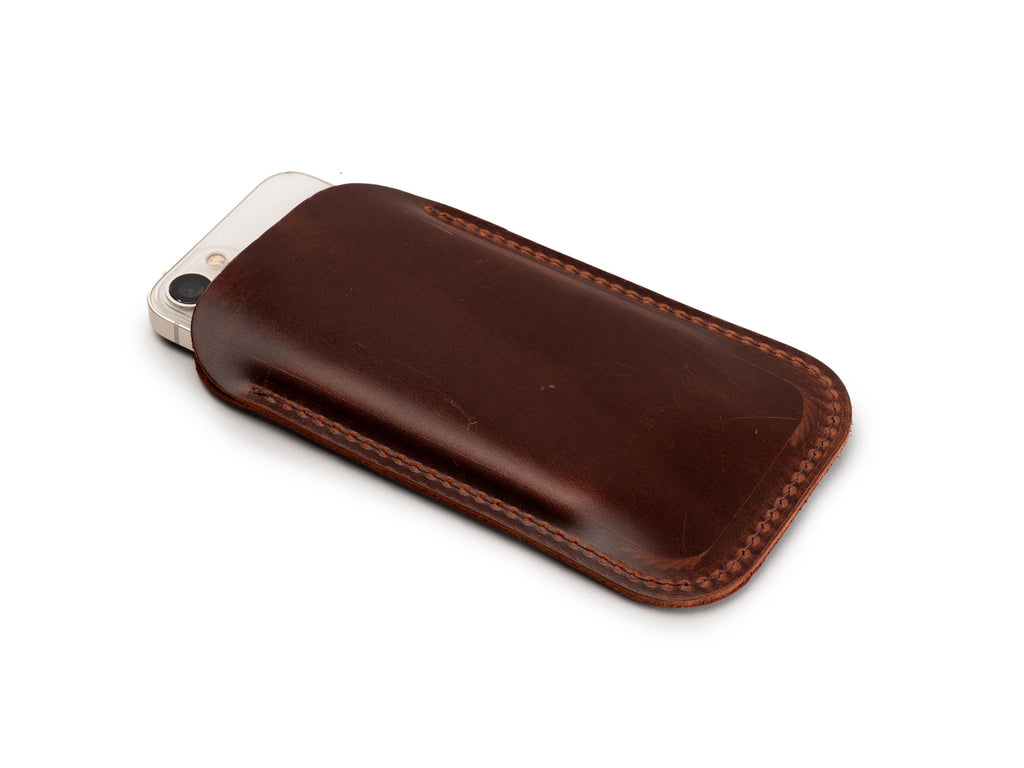 Premium Leather iPhone Pro Max Sleeve: Handmade 2.2 mm Luxury Case For iPhone Pro Max 14/15/16/17 - Customizable - Dublin Chestnut