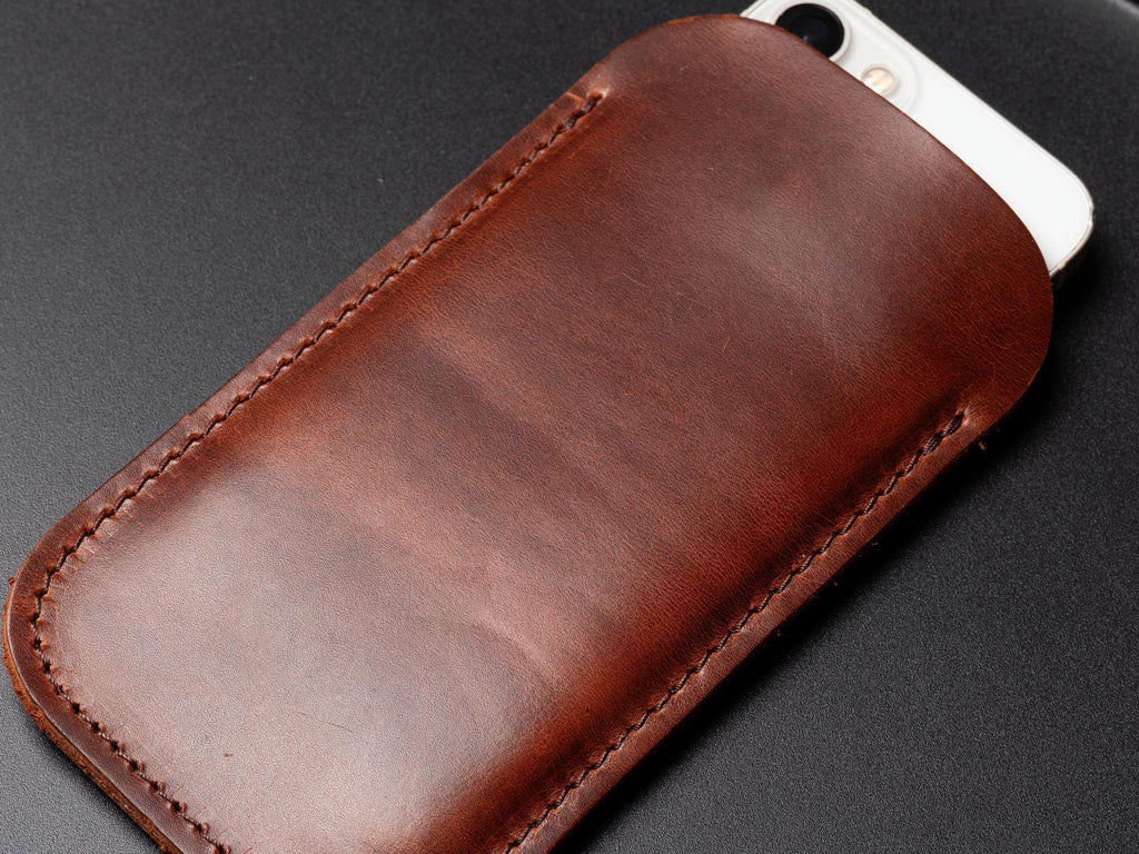 Handmade Leather iPhone Pro Max Sleeve: Customizable Dublin Brown Case