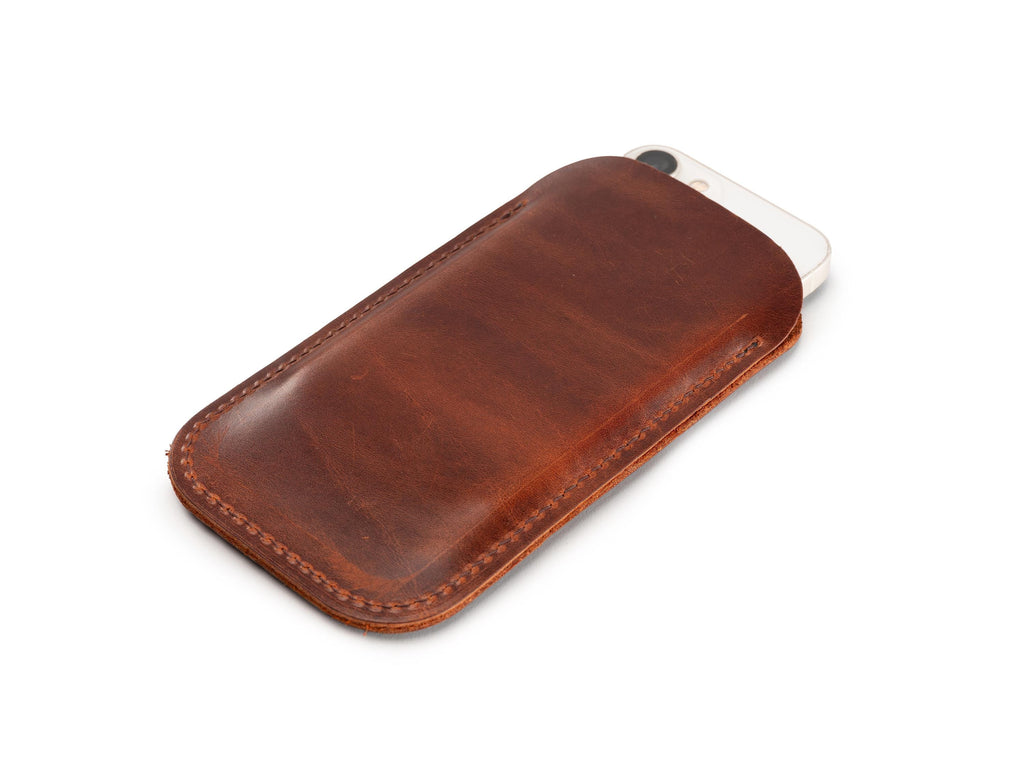 Handmade Leather iPhone Pro Max Sleeve: Customizable Dublin Brown Case