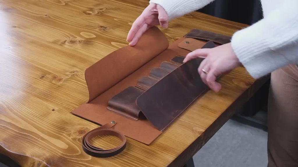 Chestnut Leather Pipe Pouch: Handmade Pipe Bag for 3-Pipes